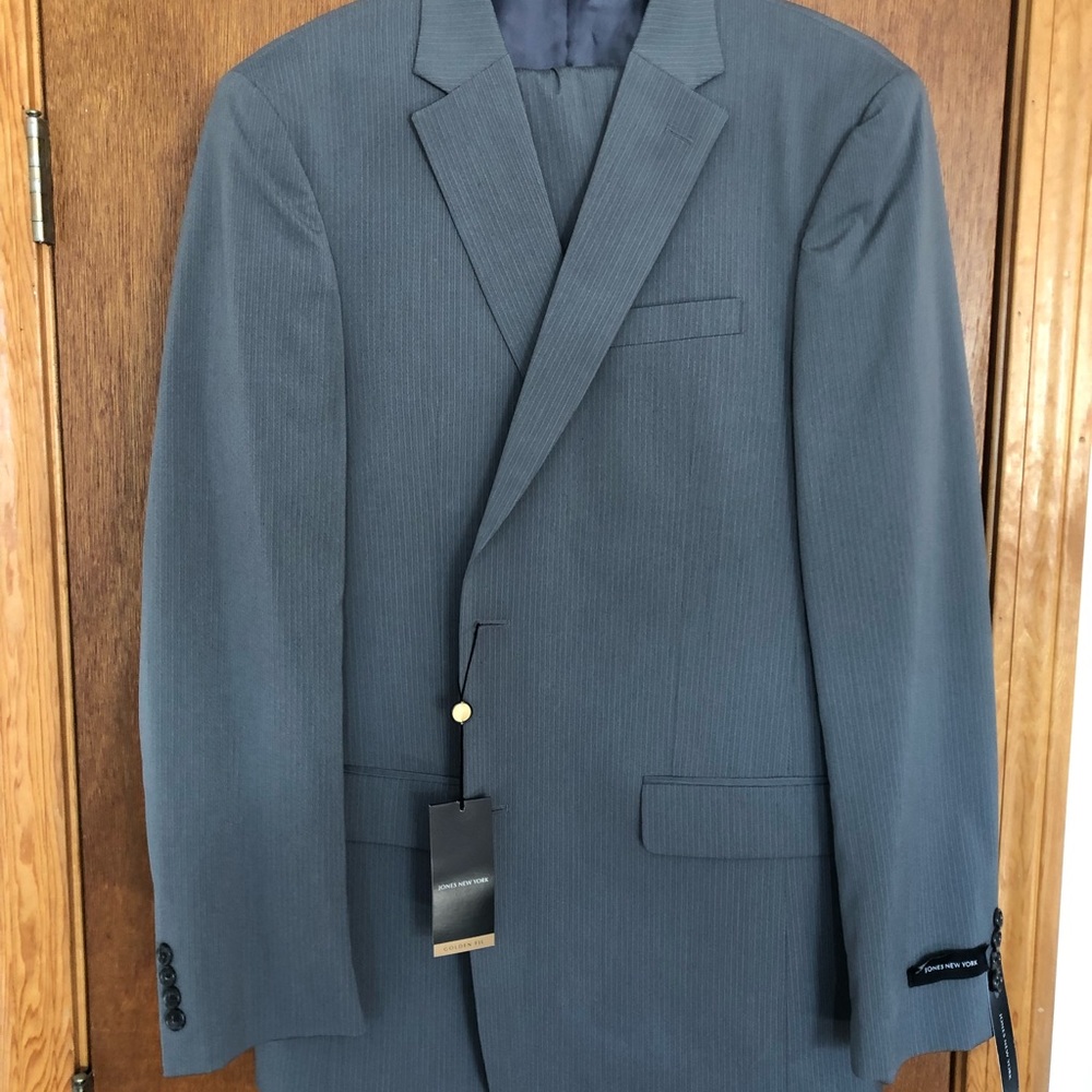 Men’s suit